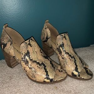 Lucky Brand Heels
